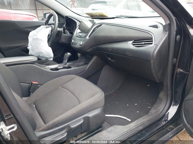 Chevrolet MALIBU LT 2019 1G1ZD5ST4KF158222 Image 5