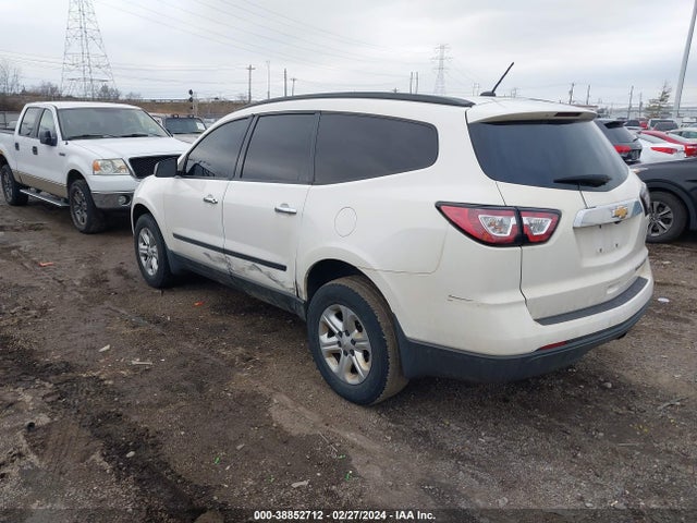 Chevrolet Traverse Ls 2014 1GNKRFED1EJ221953 Image 3