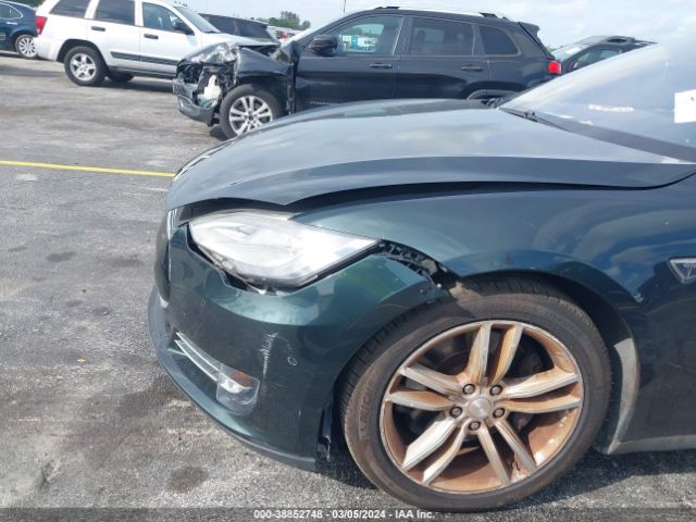 5YJSA1S18EFP38042 Tesla MODEL S