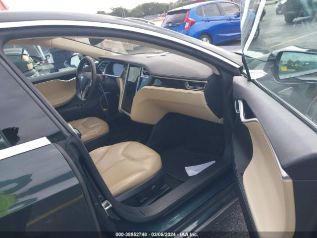 5YJSA1S18EFP38042 Tesla MODEL S