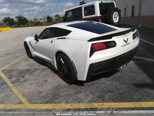 Chevrolet Corvette Stingray Z51 2016 1G1YM2D74G5103681 Image 3