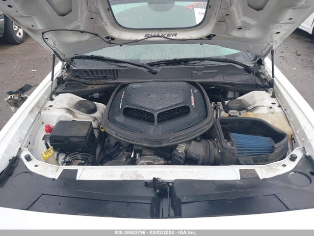 Dodge Challenger 392 Hemi Scat Pack Shaker 2016 2C3CDZFJ5GH245585 Image 10