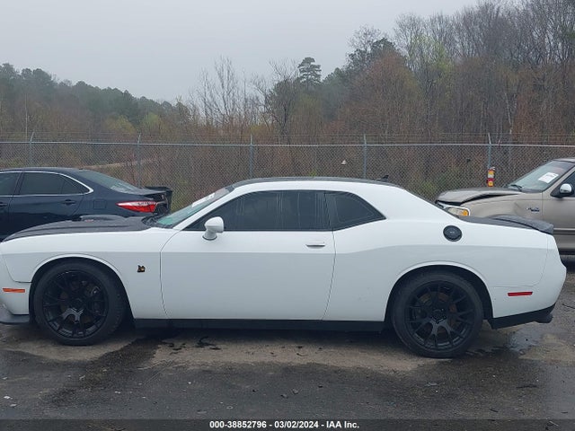 Dodge Challenger 392 Hemi Scat Pack Shaker 2016 2C3CDZFJ5GH245585 Image 14