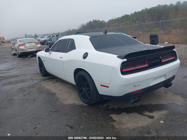 Dodge Challenger 392 Hemi Scat Pack Shaker 2016 2C3CDZFJ5GH245585 Image 3