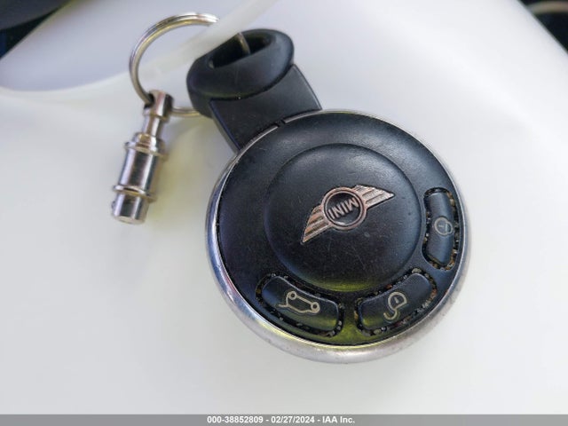 2011 MINI COOPER S WMWSV3C57BTY15314 Photo 10