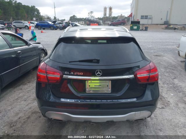 WDCTG4EB5KJ587619 Mercedes-Benz GLA 250