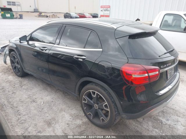 WDCTG4EB5KJ587619 Mercedes-Benz GLA 250