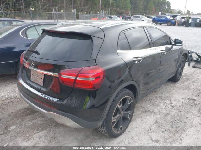 WDCTG4EB5KJ587619 Mercedes-Benz GLA 250