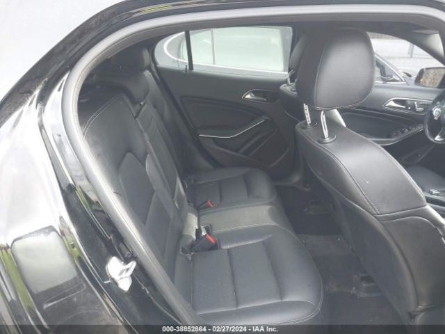 WDCTG4EB5KJ587619 Mercedes-Benz GLA 250