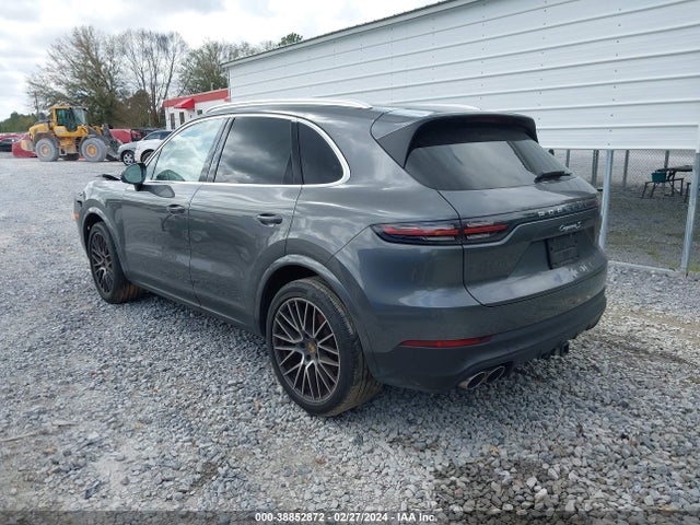 2021 PORSCHE CAYENNE WP1AB2AY3MDA28807 Photo 2