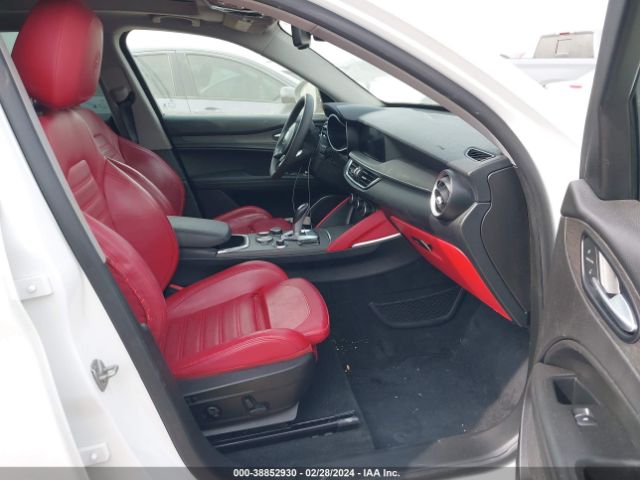 ZASPAKBN2L7C85836 Alfa Romeo Stelvio Ti Awd