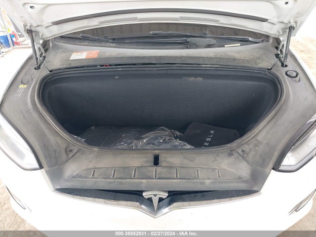 5YJXCBE22JF103340 Tesla Model X 100d/75d/p100d