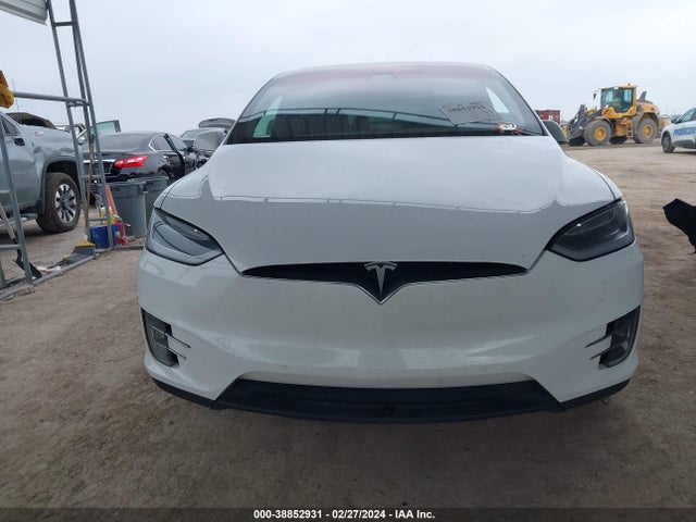 5YJXCBE22JF103340 Tesla Model X 100d/75d/p100d