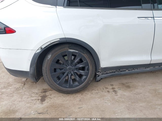 5YJXCBE22JF103340 Tesla Model X 100d/75d/p100d
