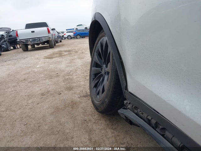 5YJXCBE22JF103340 Tesla Model X 100d/75d/p100d