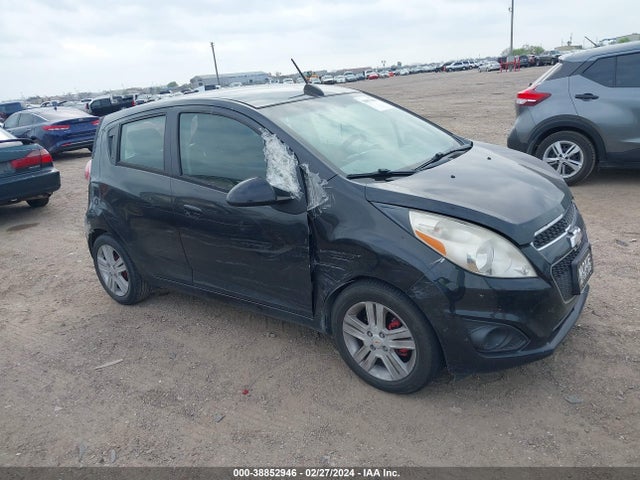 2015 KL8CD6S92FC734137 main image