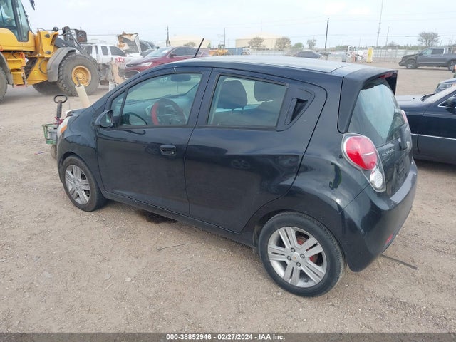 Chevrolet Spark 1lt Cvt 2015 KL8CD6S92FC734137 Image 3