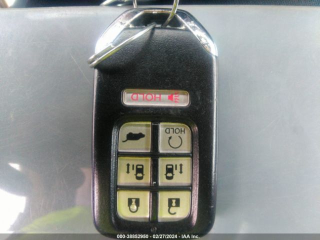 5FNRL6H56JB013856 Honda ODYSSEY EX