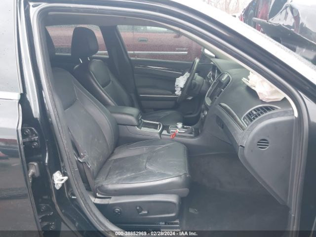 2C3CCAEG5HH614537 Chrysler 300C