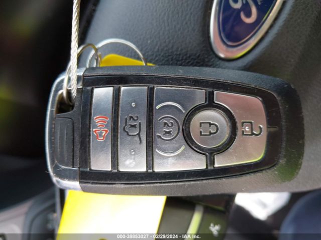 1FMCU9GNXPUA11383 Ford Escape Active