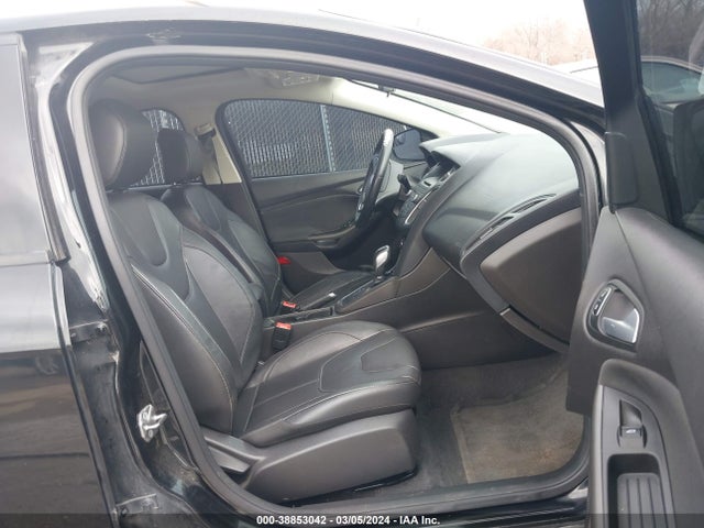 Ford FOCUS SE 2015 1FADP3F22FL302359 Image 5