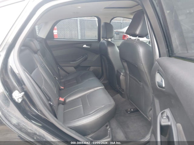 Ford FOCUS SE 2015 1FADP3F22FL302359 Image 8