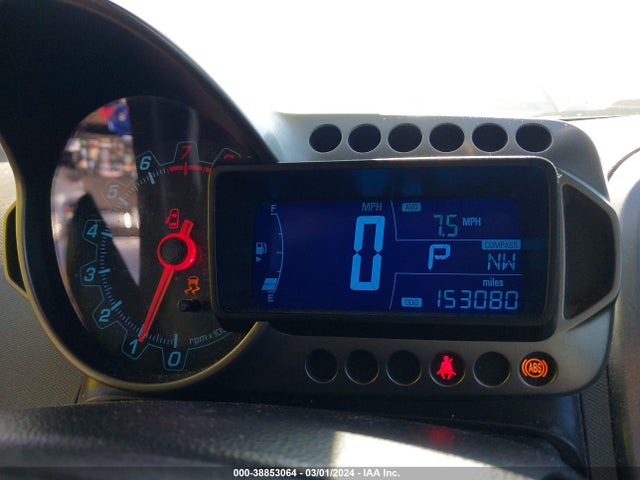 Chevrolet Sonic Lt Auto 2015 1G1JC5SG2F4194219 Image 7