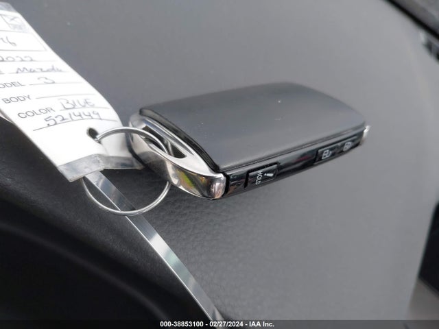 JM1BPAKL4N1521449 Mazda Mazda3 Select