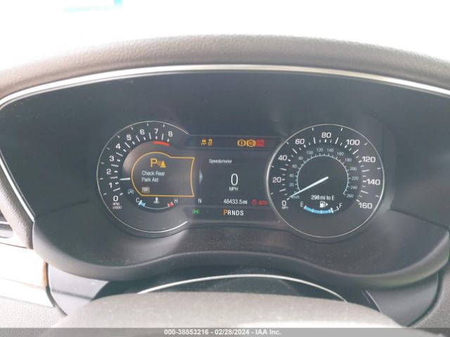5LMCJ2C92HUL52557 Lincoln MKC SELECT