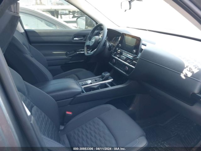 5N1DR3AA6NC228005 Nissan Pathfinder S 2wd