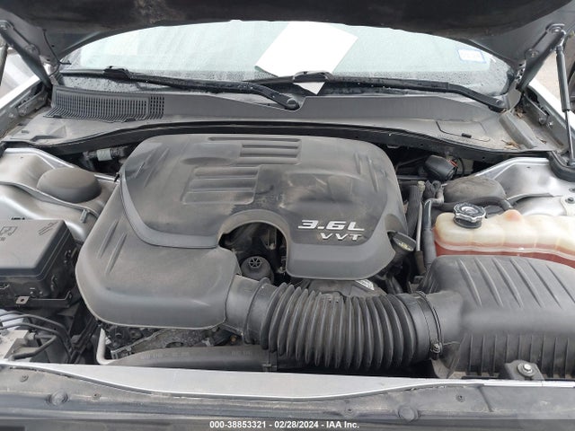 Chrysler 300C 2016 2C3CCAEG8GH219864 Image 10