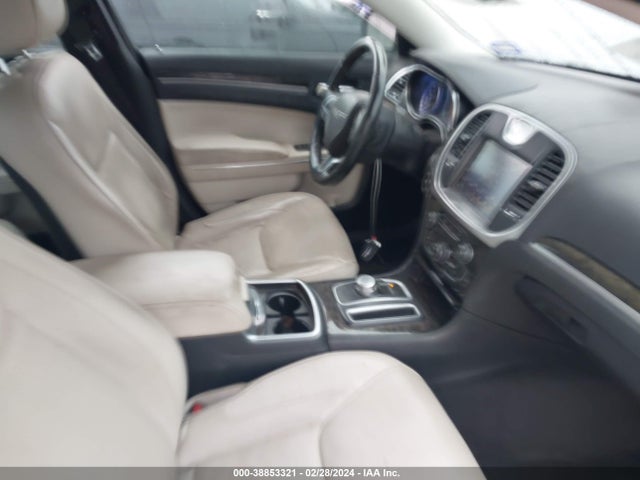 Chrysler 300C 2016 2C3CCAEG8GH219864 Image 5