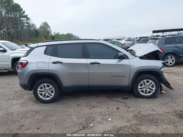 3C4NJCAB0JT204385 Jeep Compass Sport Fwd