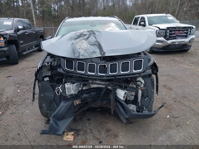 3C4NJCAB0JT204385 Jeep Compass Sport Fwd