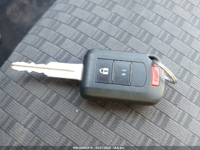 ML32A3HJ3KH000988 Mitsubishi MIRAGE ES