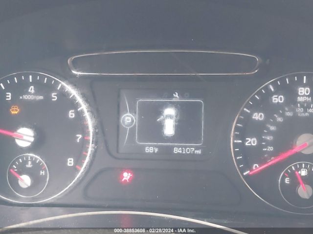 5XYPG4A36JG390821 KIA Sorento 2.4l Lx