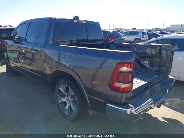 RAM 1500 Laramie  4x4 5'7 Box 2022 1C6SRFJT7NN204743 Image 3
