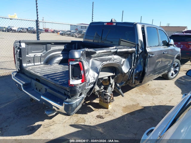 RAM 1500 Laramie  4x4 5'7 Box 2022 1C6SRFJT7NN204743 Image 4