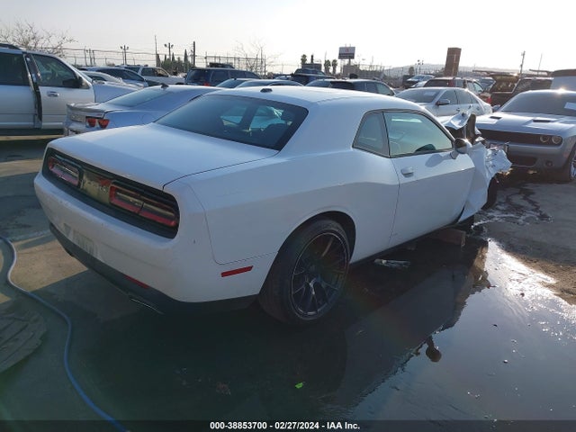 Dodge Challenger Sxt 2015 2C3CDZAG3FH723917 Image 4