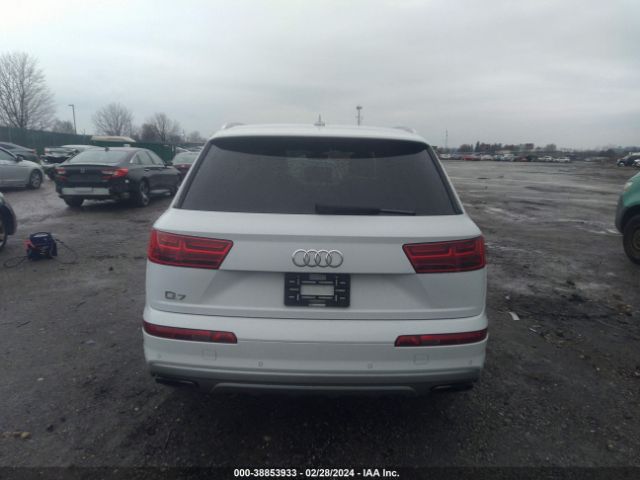 WA1LHAF71KD027584 Audi Q7 45 Premium