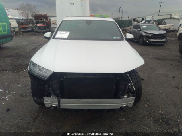 WA1LHAF71KD027584 Audi Q7 45 Premium