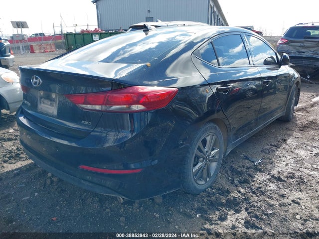 5NPD84LF3JH311136 Hyundai ELANTRA SEL