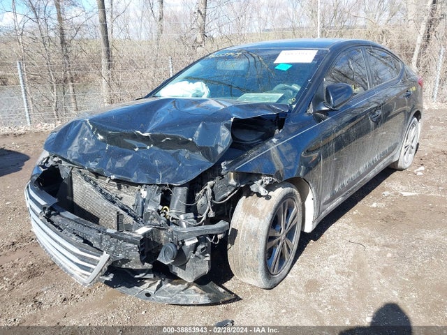 5NPD84LF3JH311136 Hyundai ELANTRA SEL