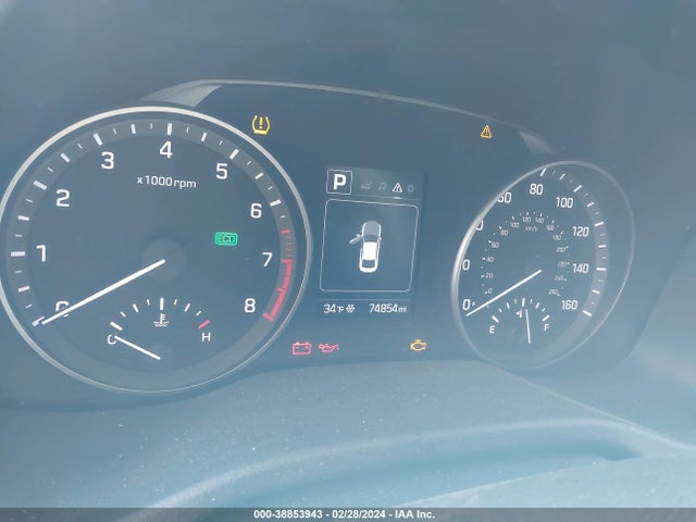 5NPD84LF3JH311136 Hyundai ELANTRA SEL