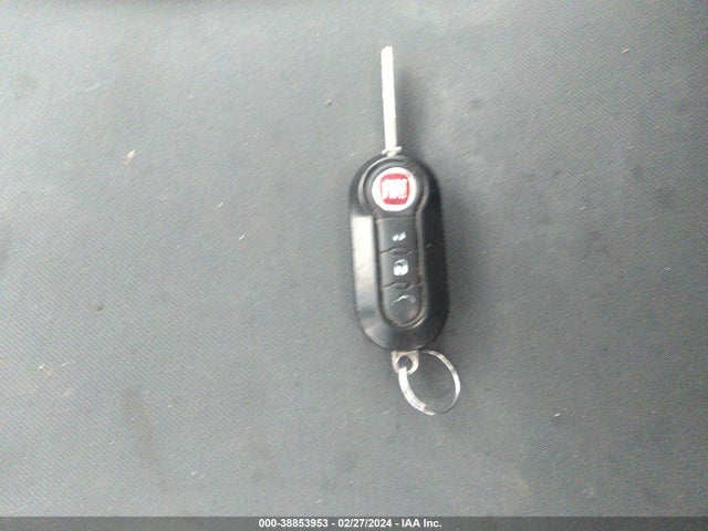 2013 FIAT 500 3C3CFFAR6DT753654 Photo 10