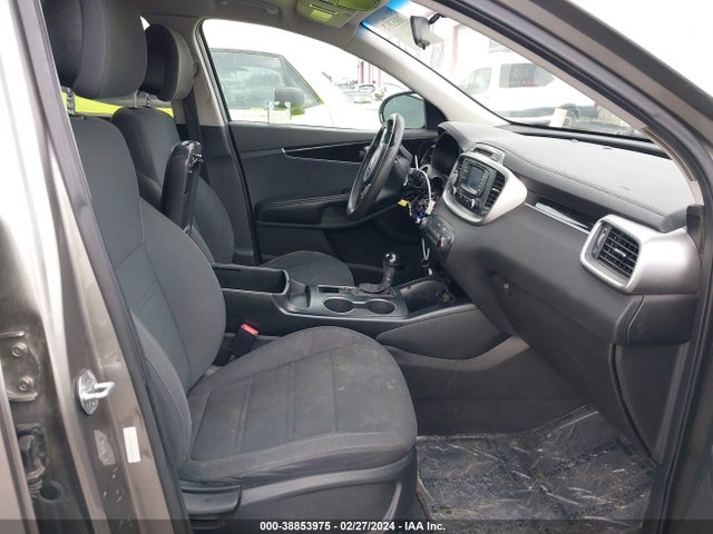 KIA Sorento 3.3l Lx 2016 5XYPG4A54GG070634 Image 5