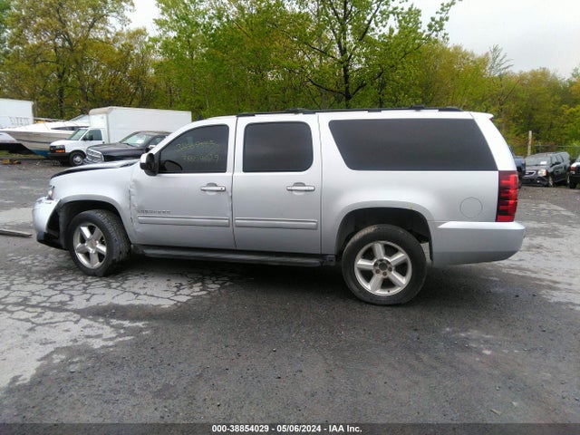 Chevrolet Suburban 1500 Ls 2014 1GNSKHE77ER139124 Image 14