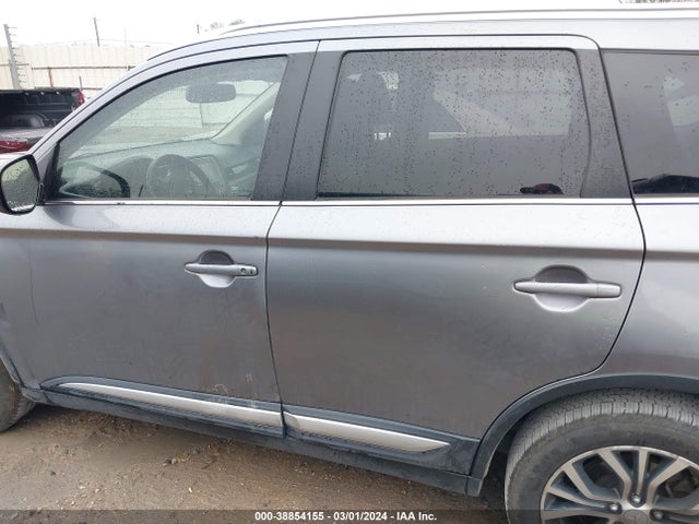 Mitsubishi Outlander Sel 2018 JA4AD3A32JJ001336 Image 15
