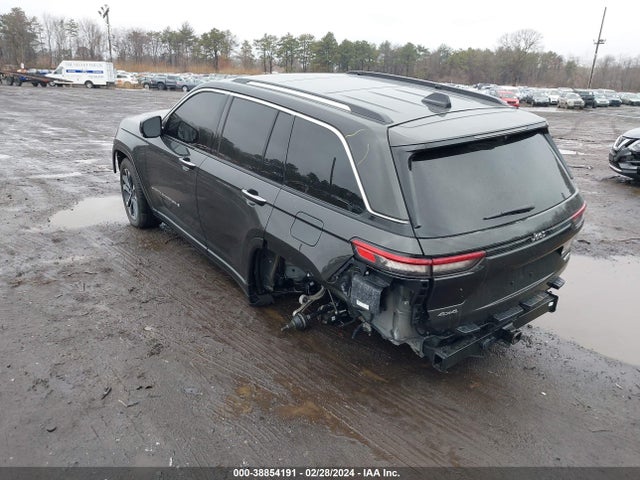1C4RJHDG2P8847477 Jeep Grand Cherokee Overland 4x4