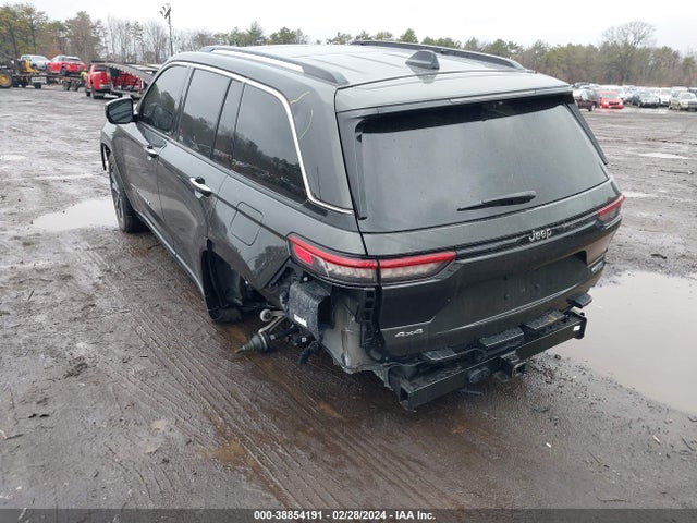 1C4RJHDG2P8847477 Jeep Grand Cherokee Overland 4x4